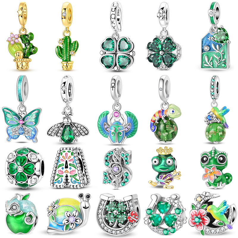Red Clover Flower - Nuovo Ciondolo Charm in Argento Sterling