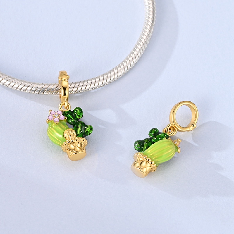 Nuovo Ciondolo Charm in Argent - Red Clover Flower recensione e prezzo