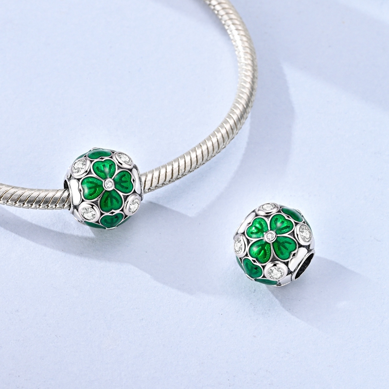 Nuovo Ciondolo Charm in Argent - Red Clover Flower recensione e prezzo