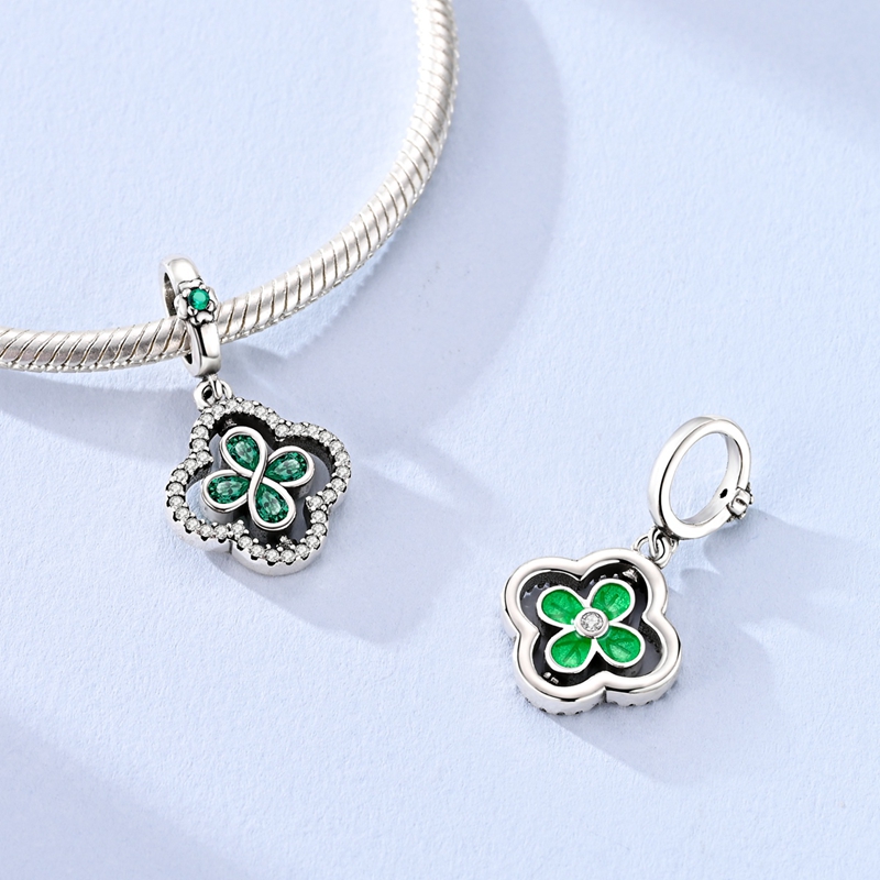 Nuovo Ciondolo Charm in Argent - Red Clover Flower recensione e prezzo